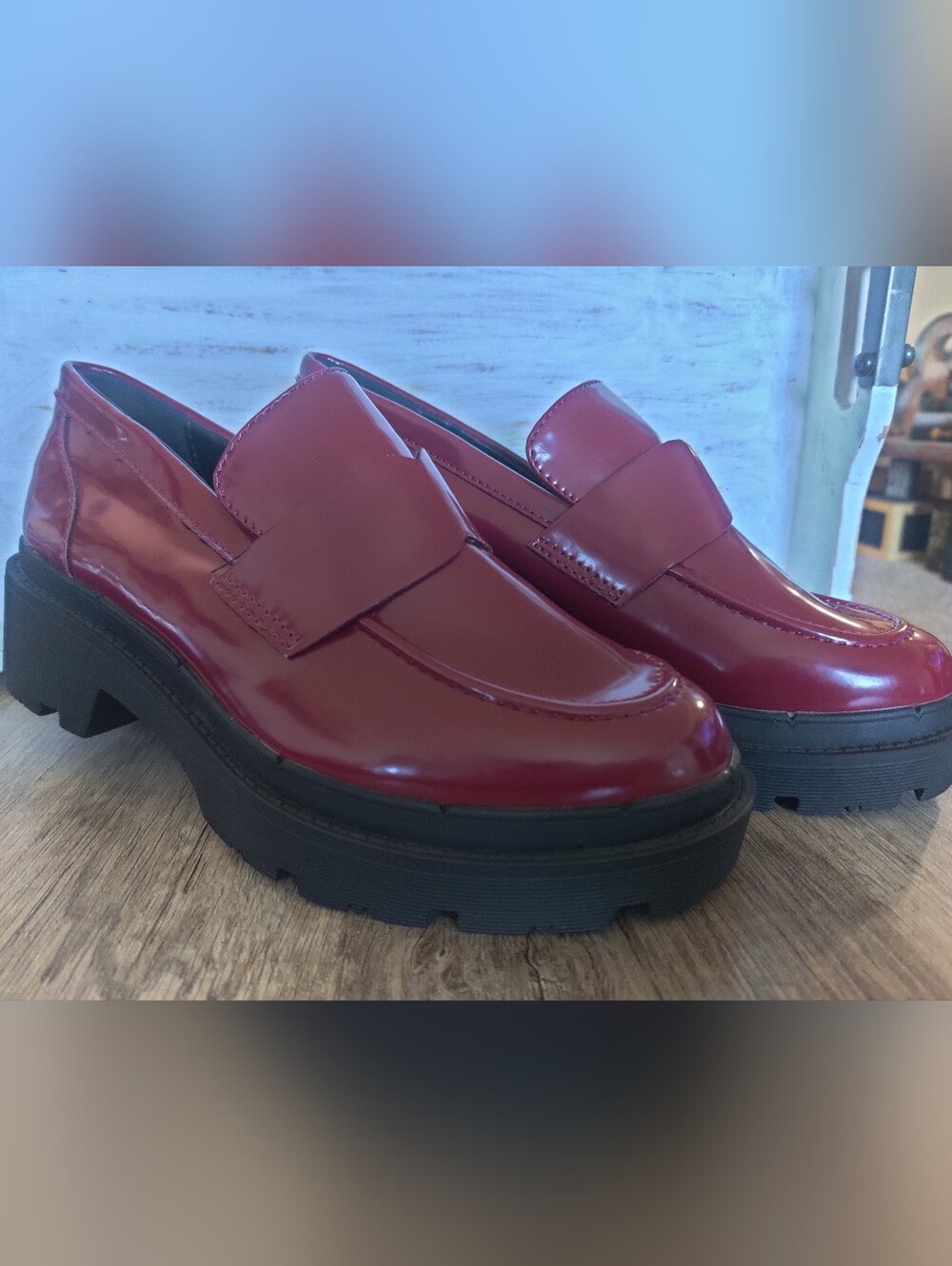 Blondo Burgundy Patent Platform Penny Loafers - Picture 2 of 6